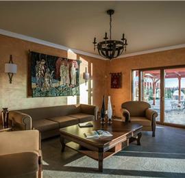 8 bedroom luxury villa with pool near Koutsounari, sleeps 16